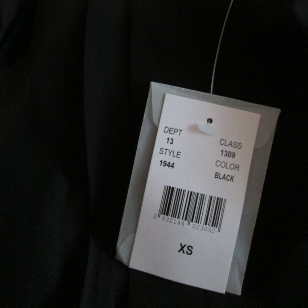 Gabrielle Union Faux Leather Blazer – XS – New With Tags - Picture 8 of 8